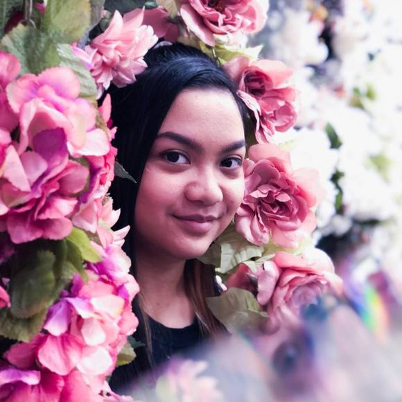 Meet your Posher, Angela - Picture 1 of 1